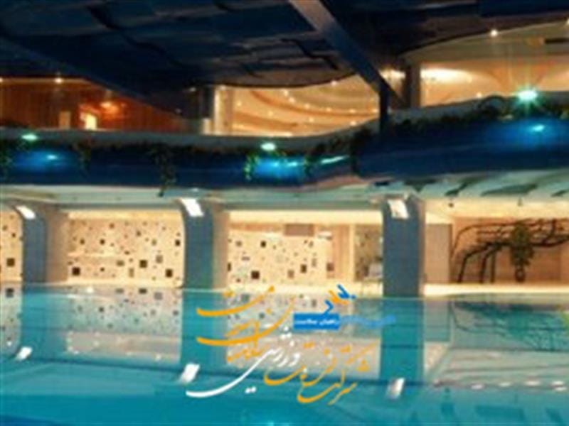 استخر آلیس اسب سفید تهران