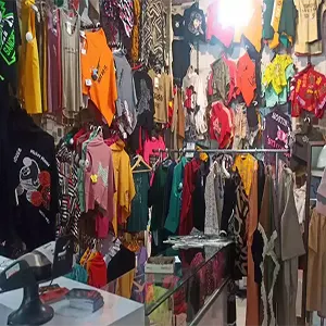فروشگاه پوشاک مکث مشهد